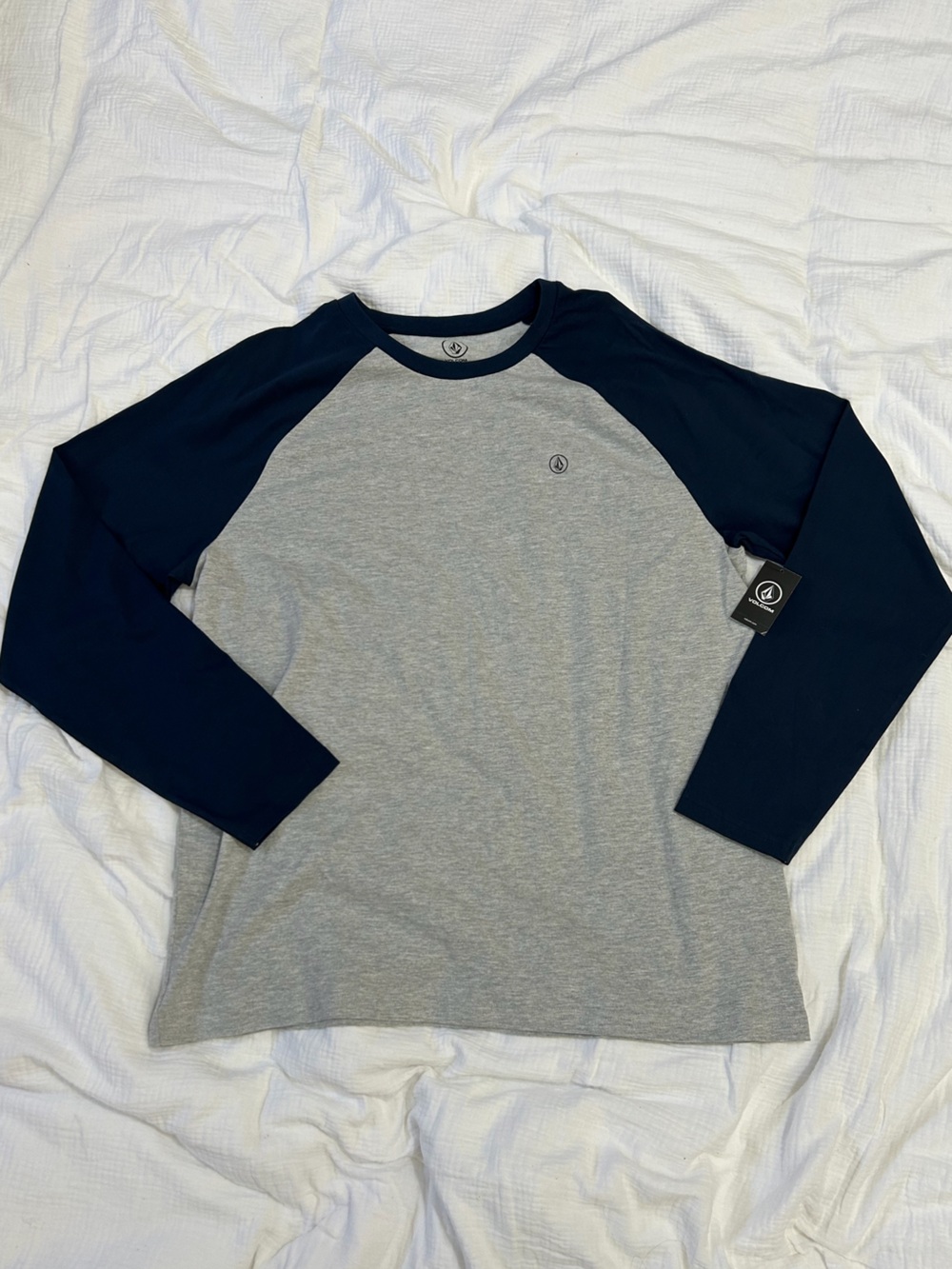 Volcom men's Long Sleeve Raglan Tee in Heather Gray and Navy